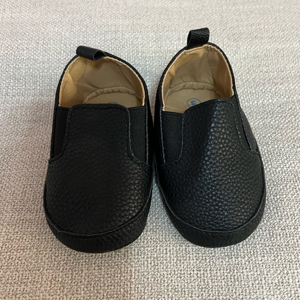 Baby Black Shoes 3C